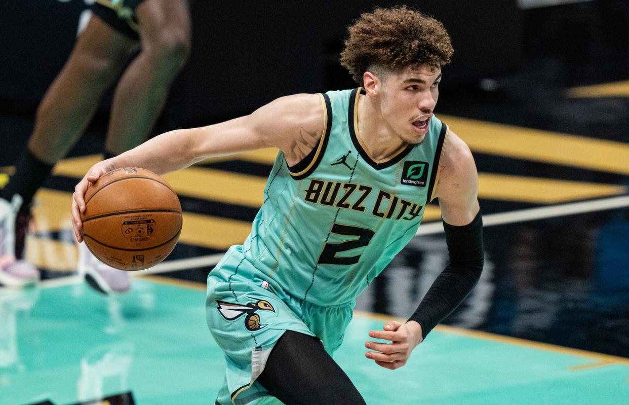 九游旧版本下载链接-哈兰德在美国队比赛中锐不可当，重要助攻引发热议！(哈兰德个人资料双国籍)