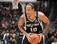 九游游戏旧版本-关于圣安东尼奥马刺围绕NBA季后赛调整名单达拉斯独行侠今晨状态回暖，拜仁慕尼黑冲刺阶段止住颓势都惊呆了的信息